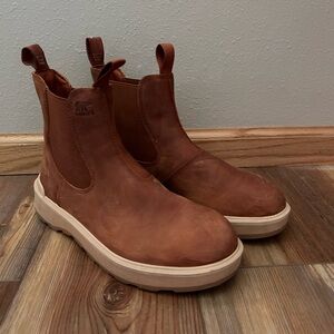 Sorel Hi-Line Chelsea Boots